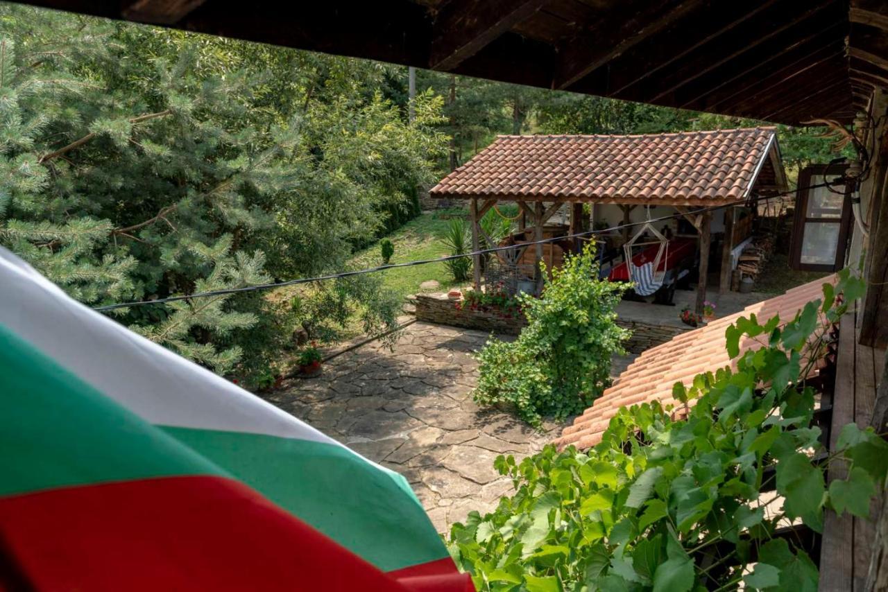 "Суларската Къща" Villa Gabrovo Luaran gambar