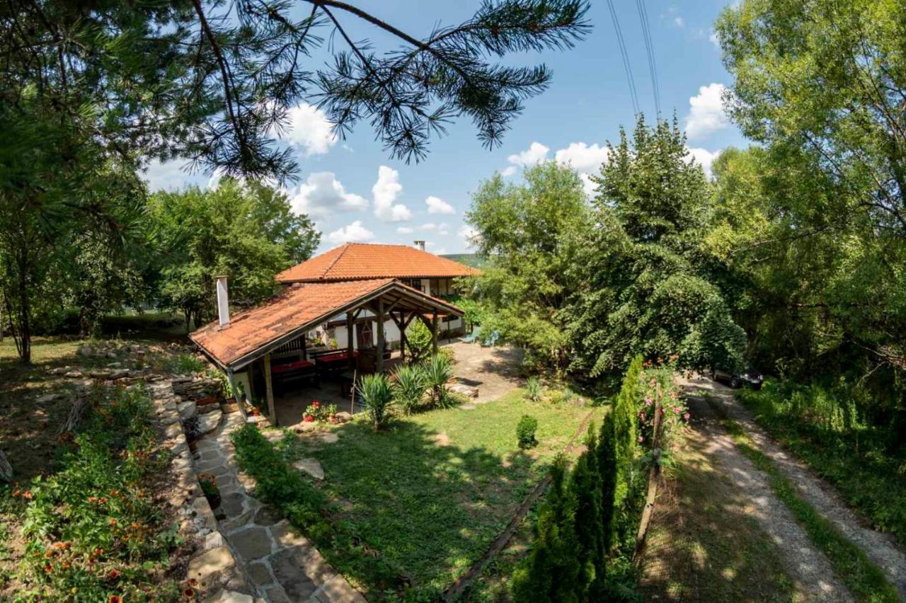 "Суларската Къща" Villa Gabrovo Luaran gambar